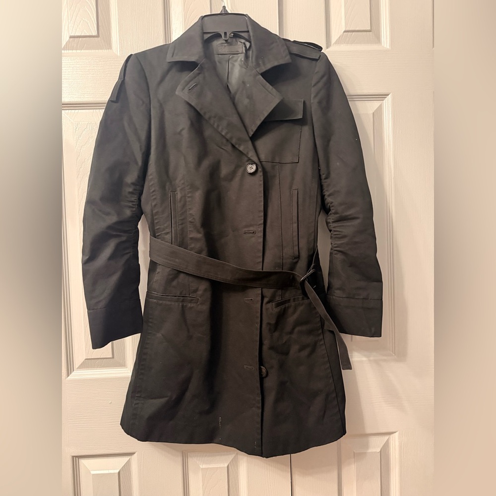 2 Katayone Adeli Trench